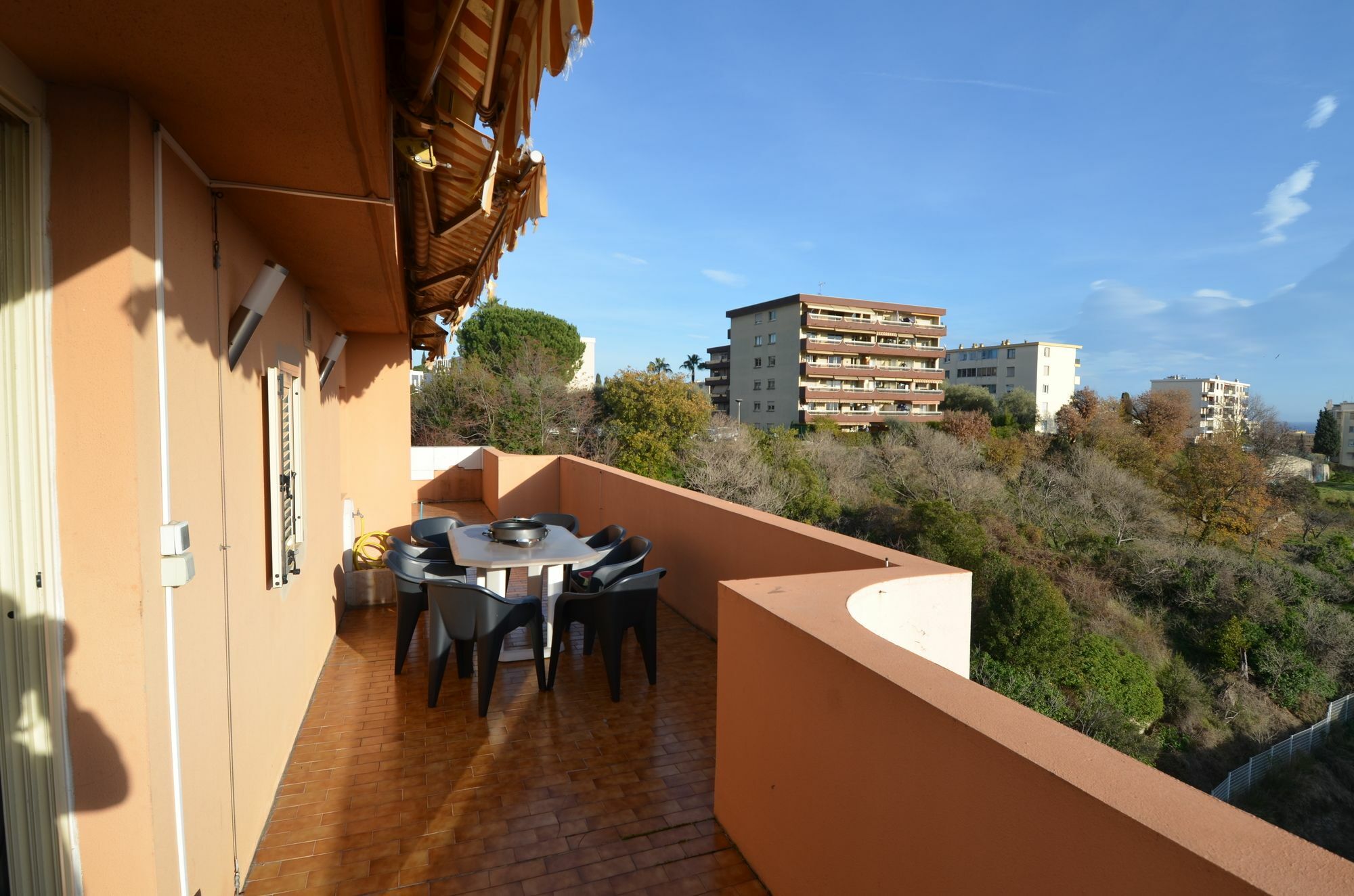 Appartement Rooftop 8 Personnes Grande Terrasse Avec Parking Quartier Aeroport ニース エクステリア 写真